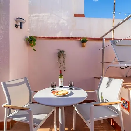 Estudio Toro In Malaga Met Dakterras Exterior photo